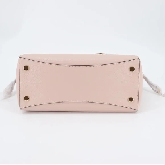 Brand New Michael Kors Voyager Saffiano Leather Tote Pink